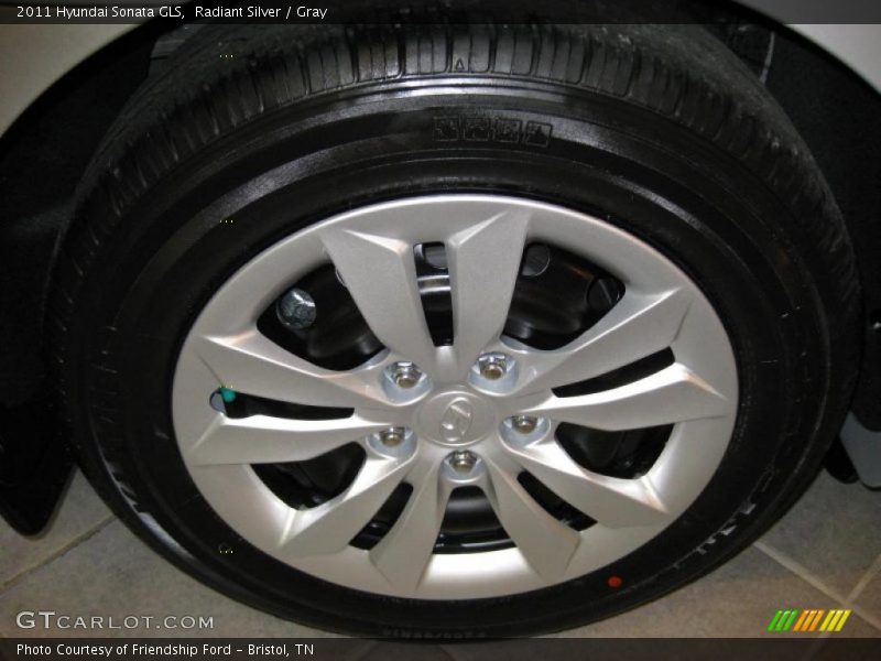 Radiant Silver / Gray 2011 Hyundai Sonata GLS