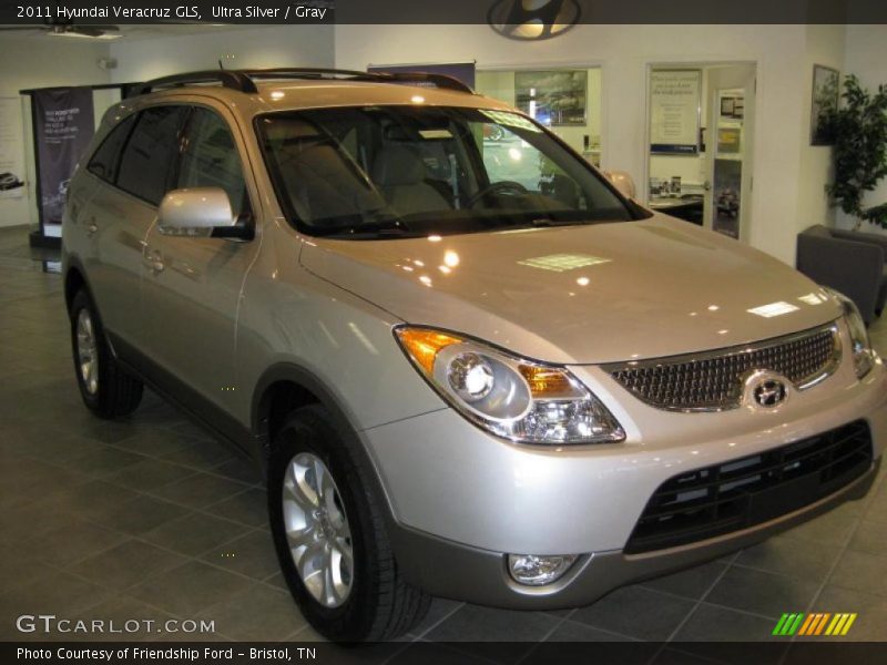 Ultra Silver / Gray 2011 Hyundai Veracruz GLS