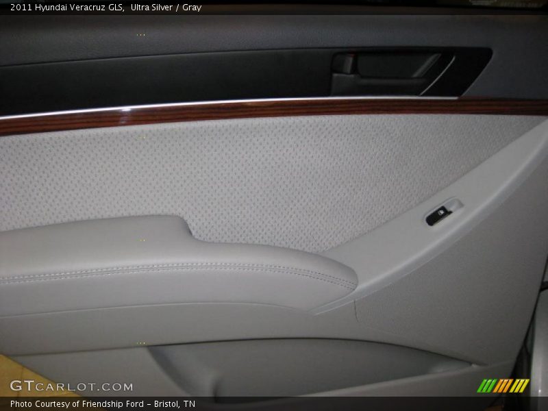 Ultra Silver / Gray 2011 Hyundai Veracruz GLS