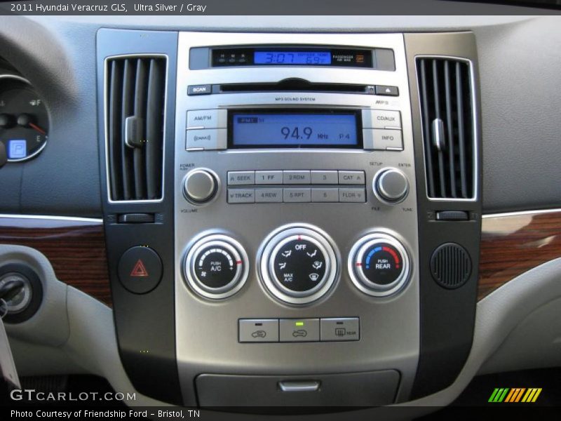Ultra Silver / Gray 2011 Hyundai Veracruz GLS