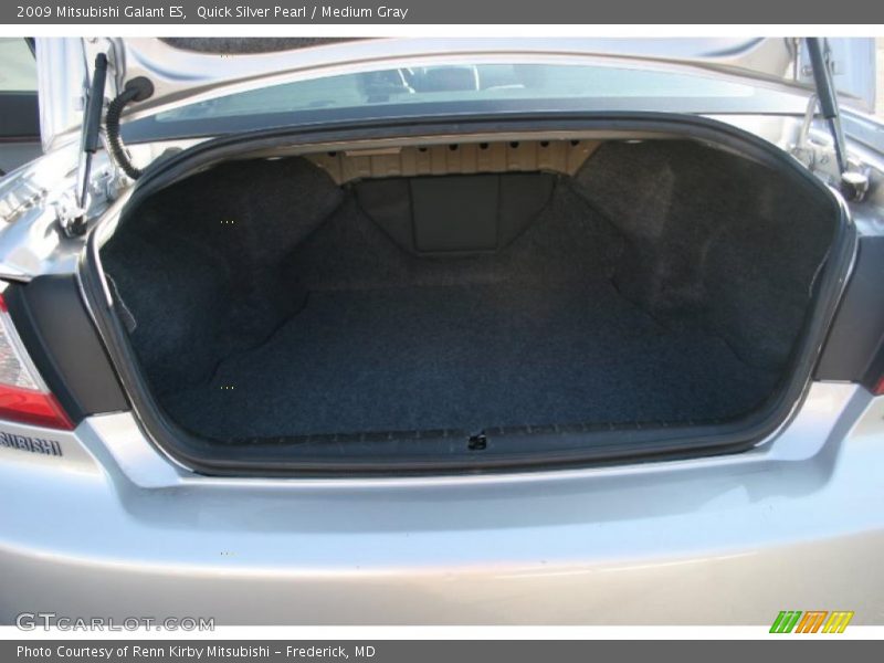  2009 Galant ES Trunk