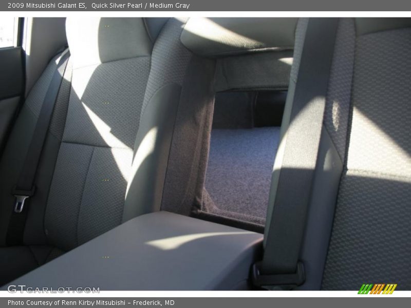 Quick Silver Pearl / Medium Gray 2009 Mitsubishi Galant ES