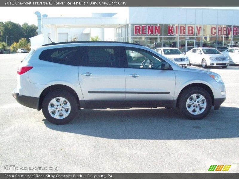 Silver Ice Metallic / Dark Gray/Light Gray 2011 Chevrolet Traverse LS