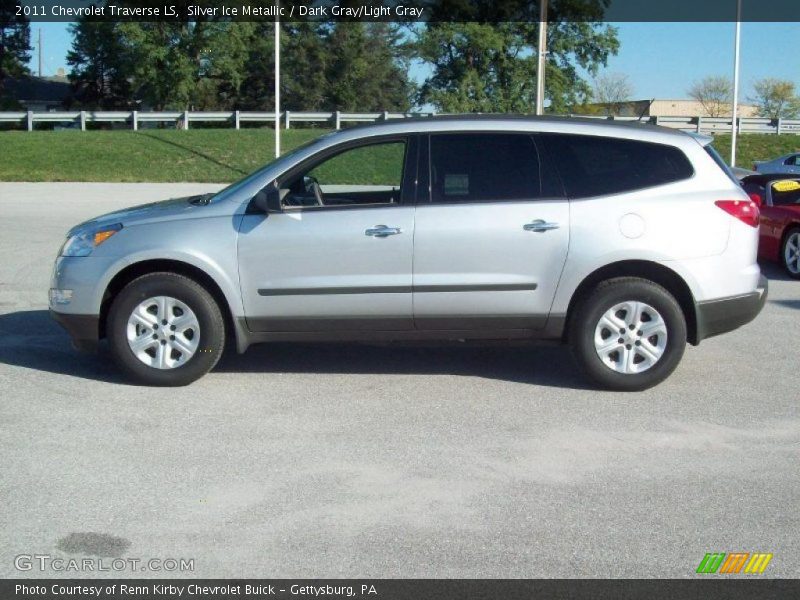 Silver Ice Metallic / Dark Gray/Light Gray 2011 Chevrolet Traverse LS