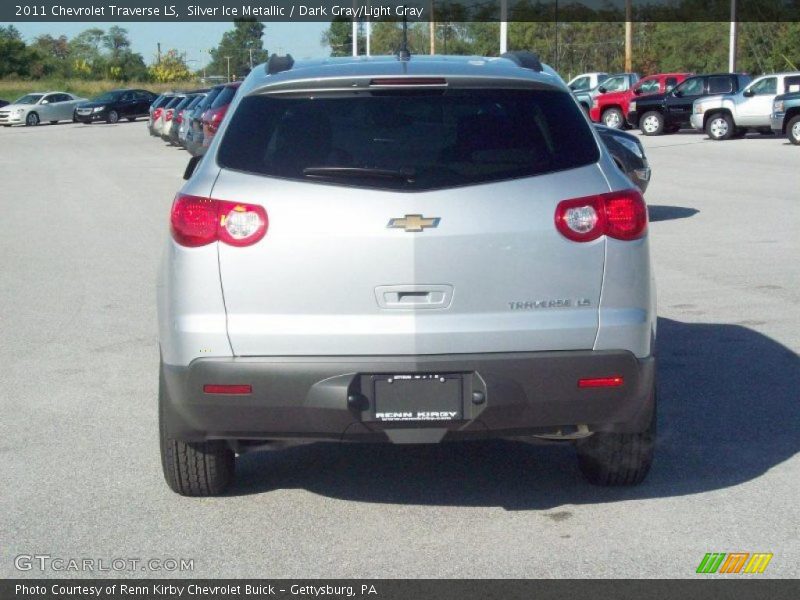 Silver Ice Metallic / Dark Gray/Light Gray 2011 Chevrolet Traverse LS