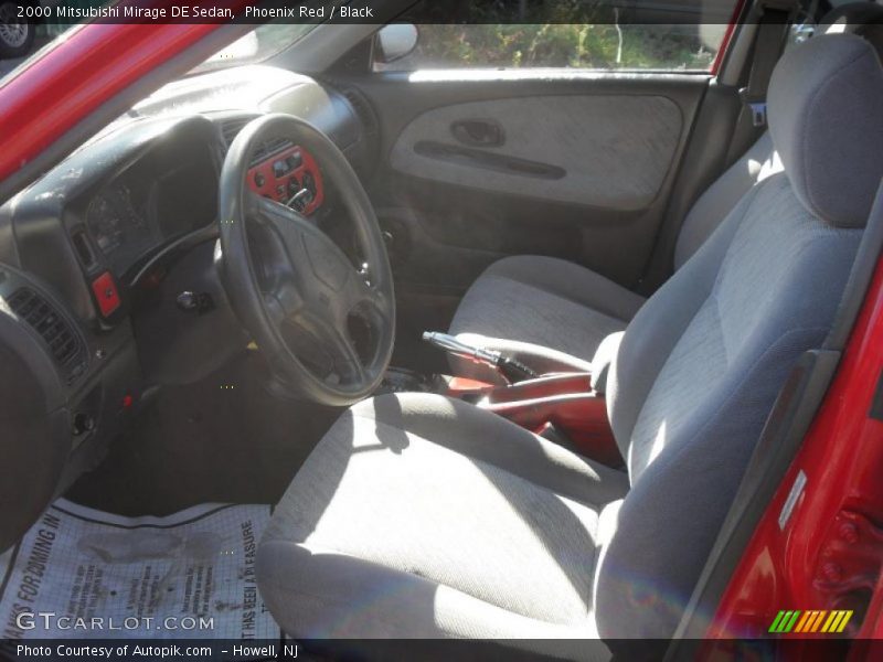 Phoenix Red / Black 2000 Mitsubishi Mirage DE Sedan