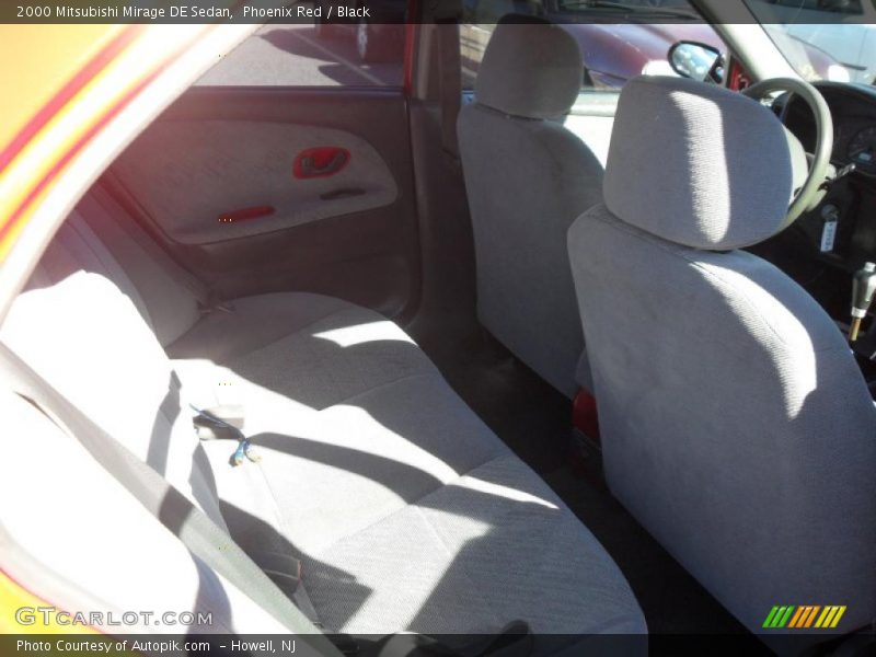 Phoenix Red / Black 2000 Mitsubishi Mirage DE Sedan