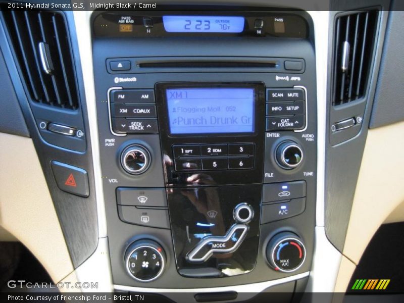 Midnight Black / Camel 2011 Hyundai Sonata GLS