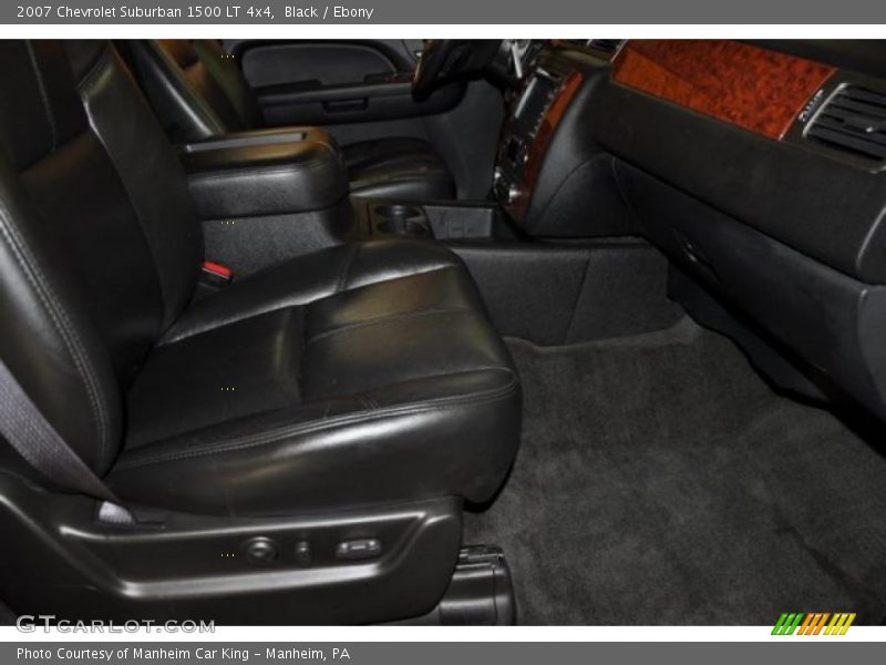 Black / Ebony 2007 Chevrolet Suburban 1500 LT 4x4