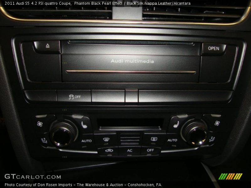 Phantom Black Pearl Effect / Black Silk Nappa Leather/Alcantara 2011 Audi S5 4.2 FSI quattro Coupe