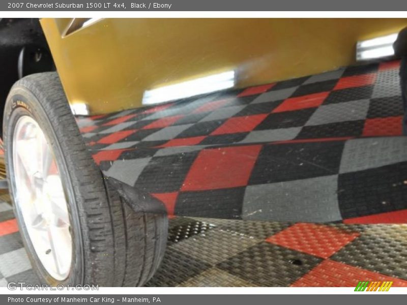 Black / Ebony 2007 Chevrolet Suburban 1500 LT 4x4