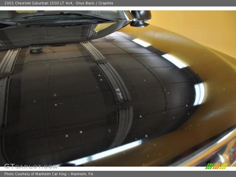 Onyx Black / Graphite 2001 Chevrolet Suburban 1500 LT 4x4