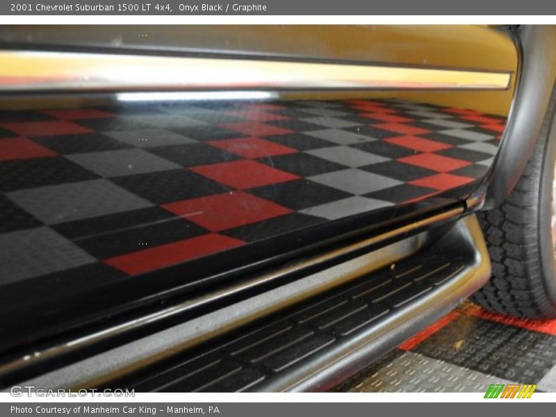 Onyx Black / Graphite 2001 Chevrolet Suburban 1500 LT 4x4