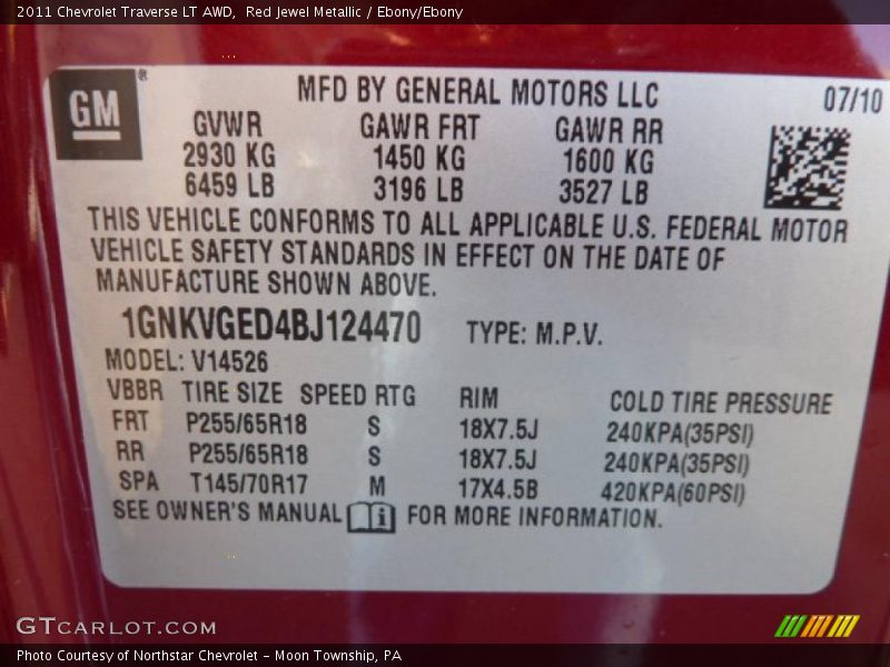 Red Jewel Metallic / Ebony/Ebony 2011 Chevrolet Traverse LT AWD