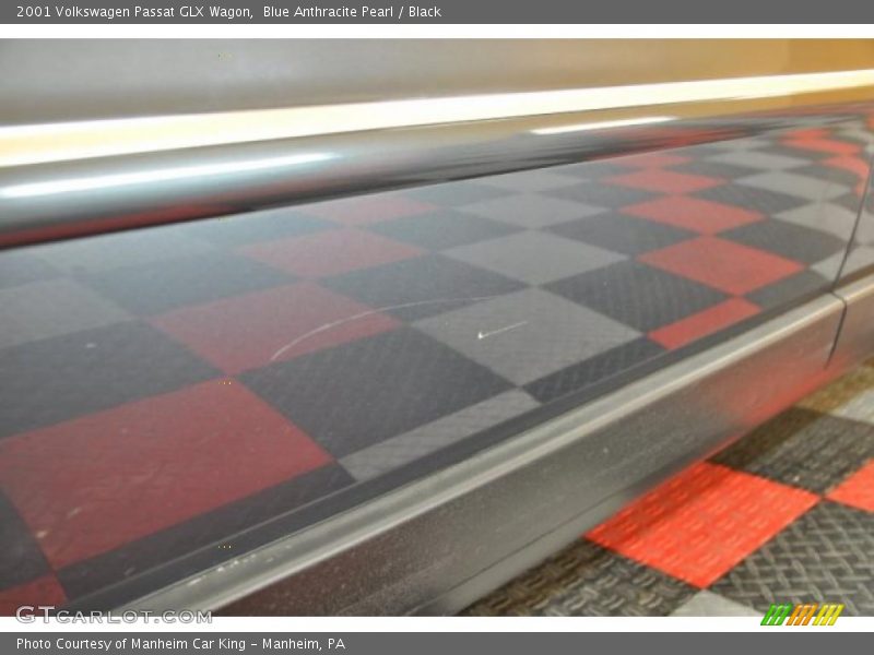 Blue Anthracite Pearl / Black 2001 Volkswagen Passat GLX Wagon