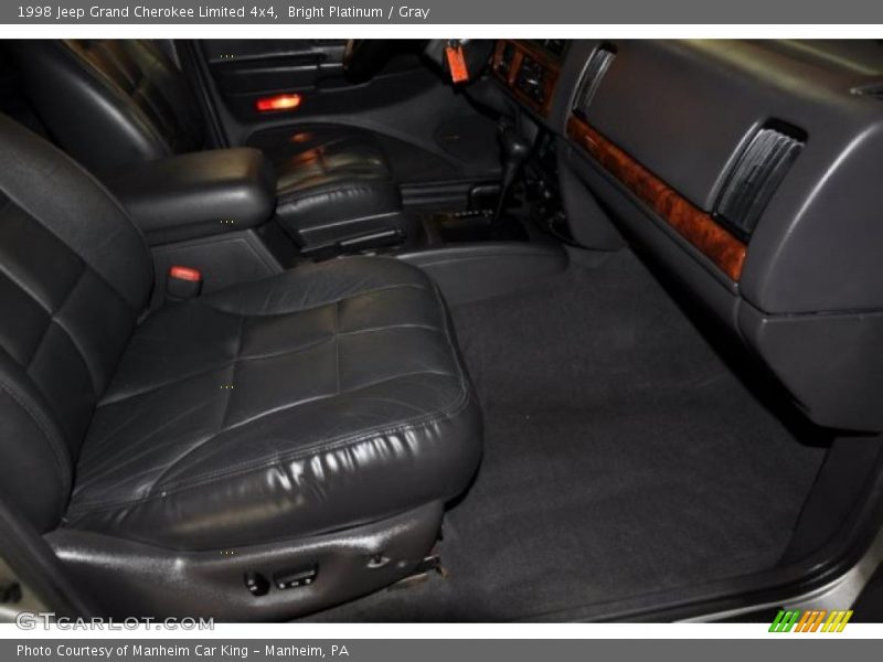 Bright Platinum / Gray 1998 Jeep Grand Cherokee Limited 4x4