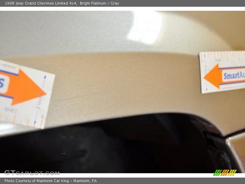 Bright Platinum / Gray 1998 Jeep Grand Cherokee Limited 4x4