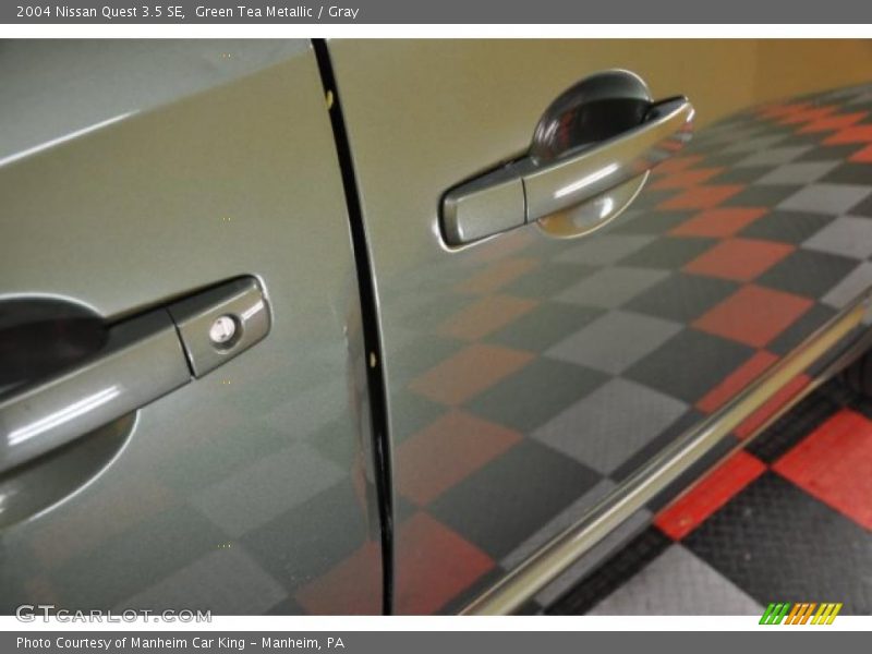 Green Tea Metallic / Gray 2004 Nissan Quest 3.5 SE