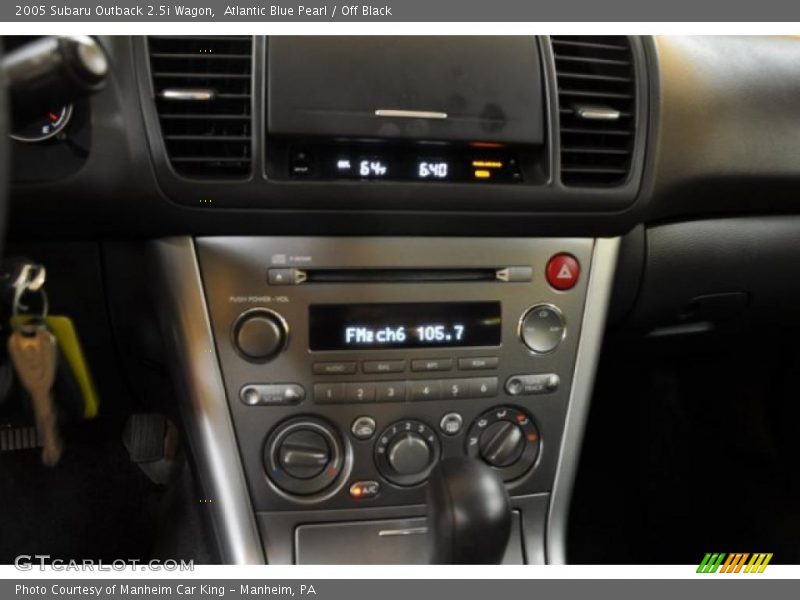 Atlantic Blue Pearl / Off Black 2005 Subaru Outback 2.5i Wagon