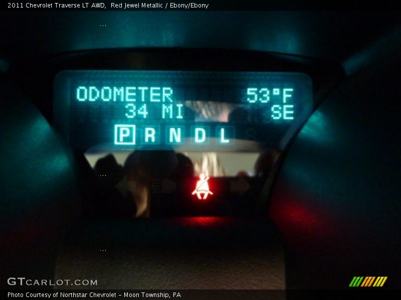 Red Jewel Metallic / Ebony/Ebony 2011 Chevrolet Traverse LT AWD