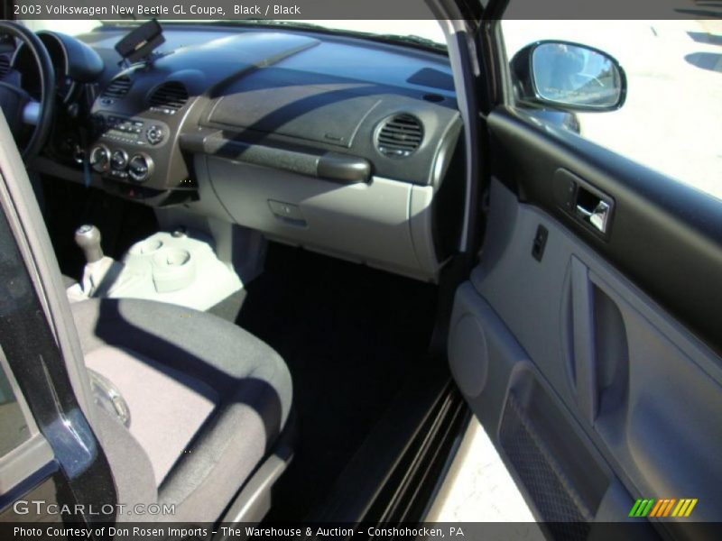 Black / Black 2003 Volkswagen New Beetle GL Coupe