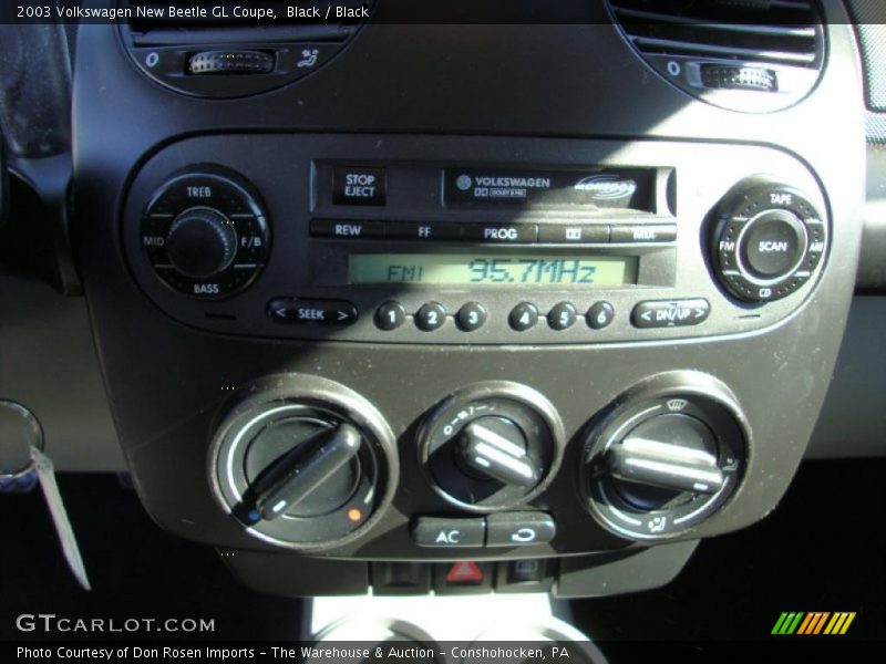 Black / Black 2003 Volkswagen New Beetle GL Coupe