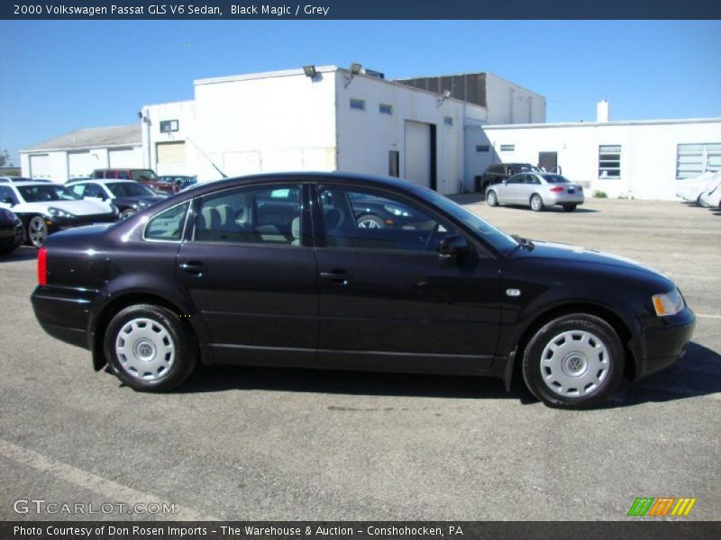 Black Magic / Grey 2000 Volkswagen Passat GLS V6 Sedan