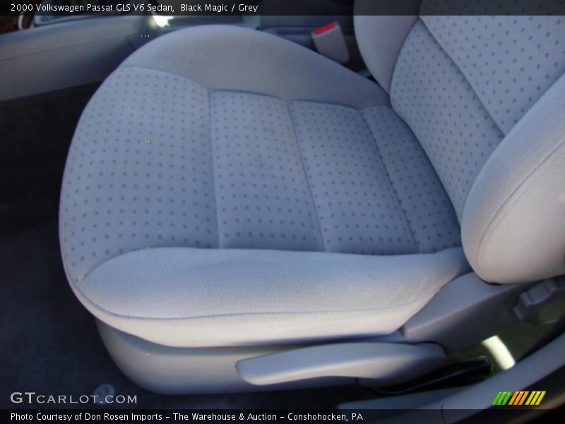 Black Magic / Grey 2000 Volkswagen Passat GLS V6 Sedan