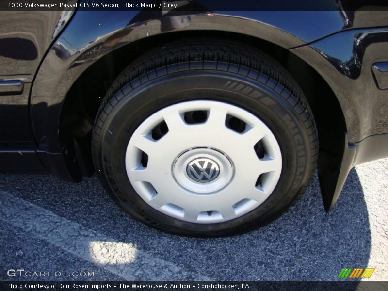 Black Magic / Grey 2000 Volkswagen Passat GLS V6 Sedan