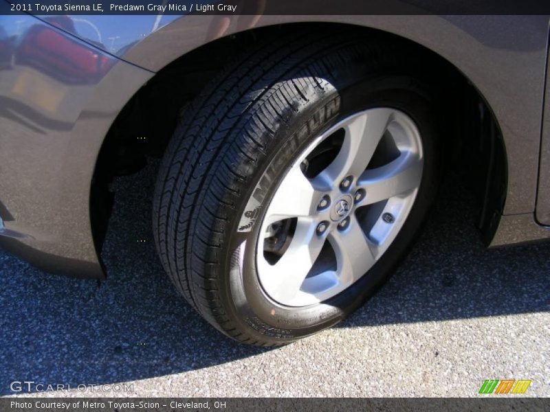Predawn Gray Mica / Light Gray 2011 Toyota Sienna LE