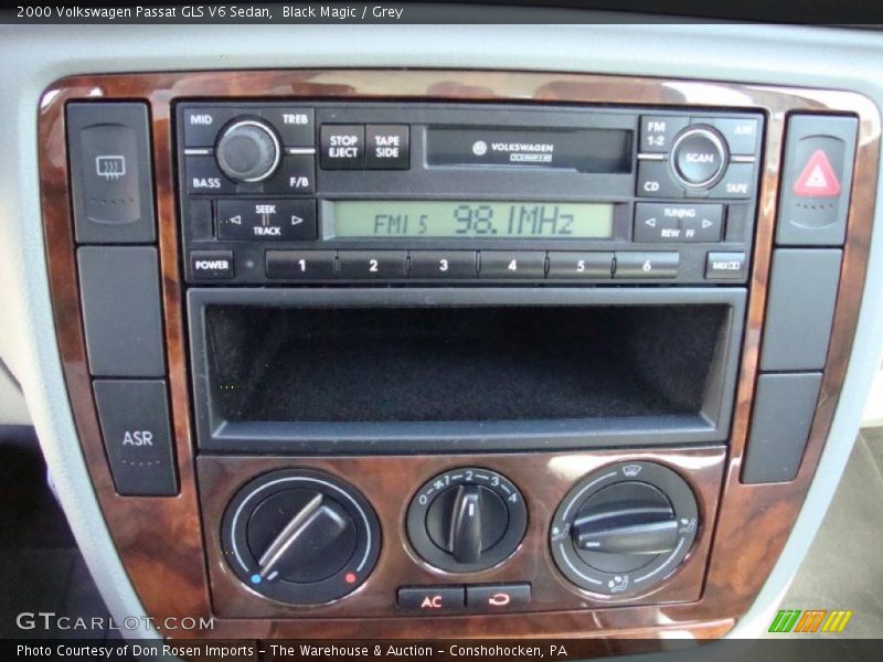 Black Magic / Grey 2000 Volkswagen Passat GLS V6 Sedan