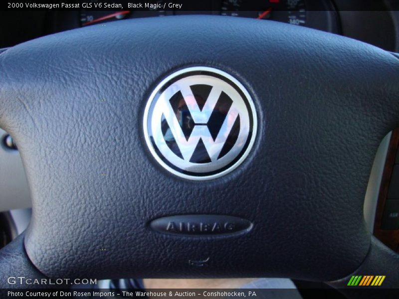 Black Magic / Grey 2000 Volkswagen Passat GLS V6 Sedan