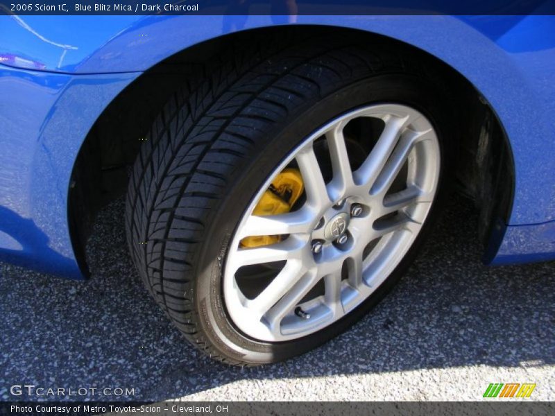 Blue Blitz Mica / Dark Charcoal 2006 Scion tC