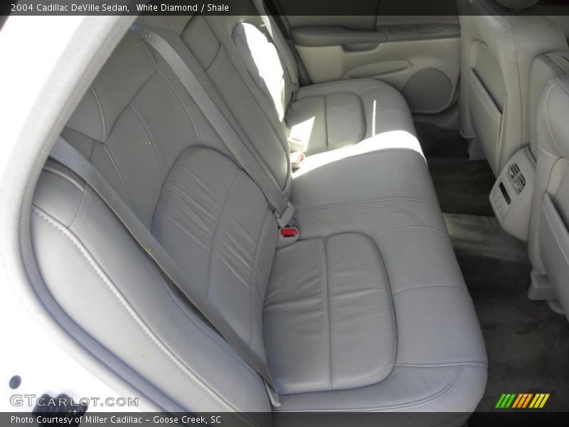 White Diamond / Shale 2004 Cadillac DeVille Sedan