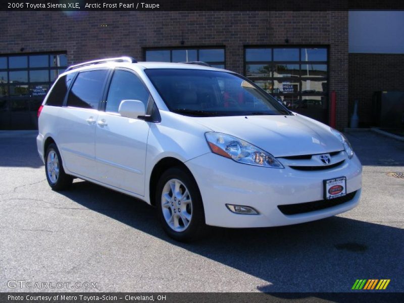 Arctic Frost Pearl / Taupe 2006 Toyota Sienna XLE