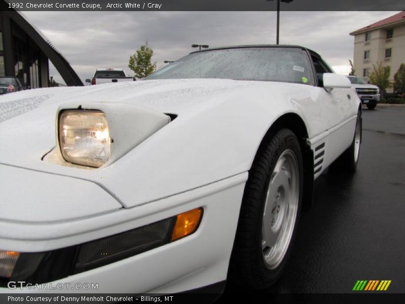 Arctic White / Gray 1992 Chevrolet Corvette Coupe
