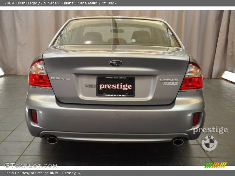 Quartz Silver Metallic / Off Black 2009 Subaru Legacy 2.5i Sedan