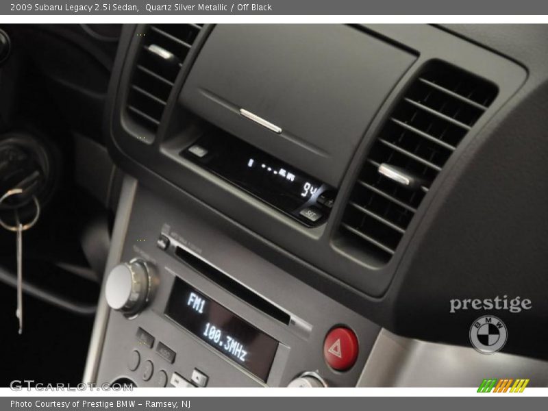 Quartz Silver Metallic / Off Black 2009 Subaru Legacy 2.5i Sedan
