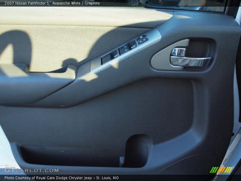 Avalanche White / Graphite 2007 Nissan Pathfinder S