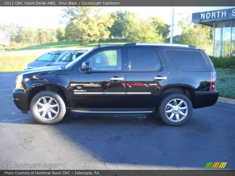 Onyx Black / Cocoa/Light Cashmere 2011 GMC Yukon Denali AWD