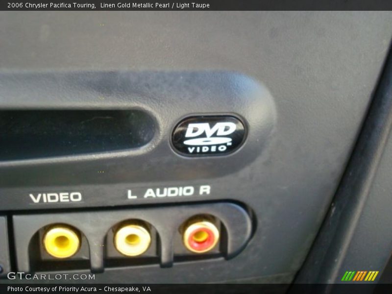 Linen Gold Metallic Pearl / Light Taupe 2006 Chrysler Pacifica Touring