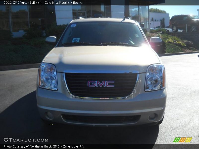 Gold Mist Metallic / Ebony 2011 GMC Yukon SLE 4x4
