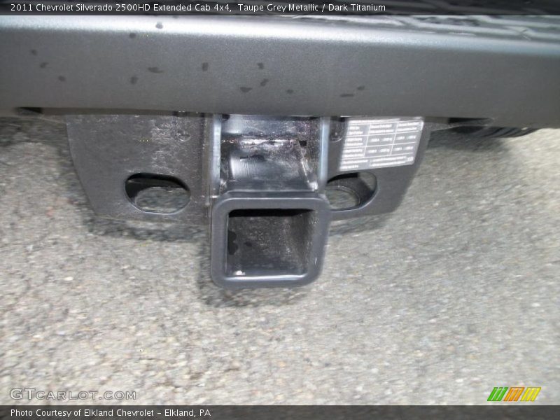 Taupe Grey Metallic / Dark Titanium 2011 Chevrolet Silverado 2500HD Extended Cab 4x4