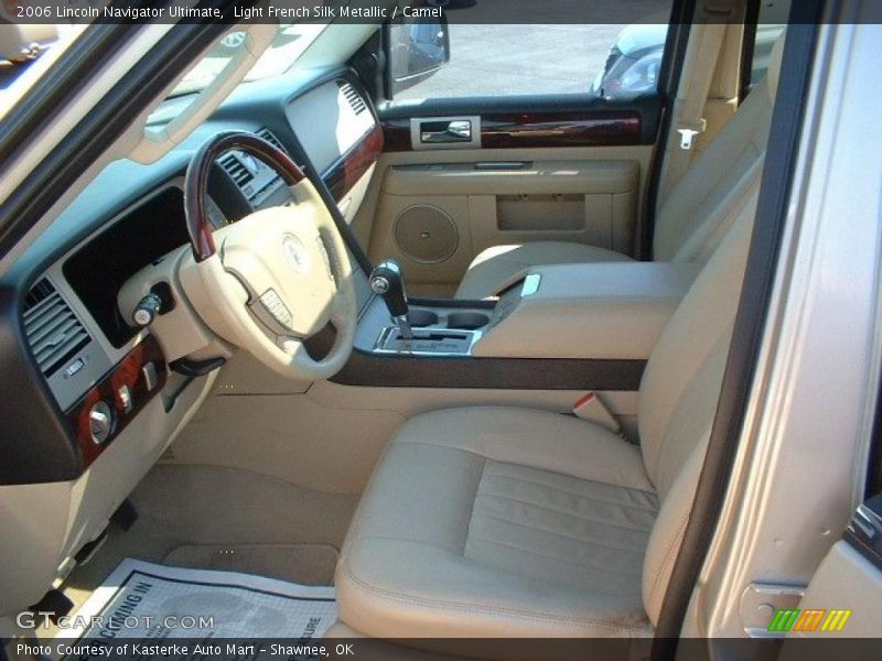 Light French Silk Metallic / Camel 2006 Lincoln Navigator Ultimate