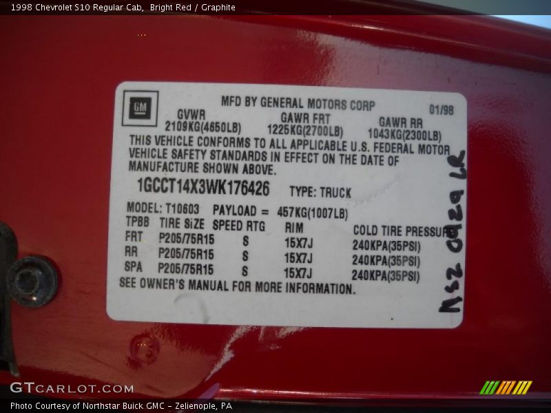 Bright Red / Graphite 1998 Chevrolet S10 Regular Cab