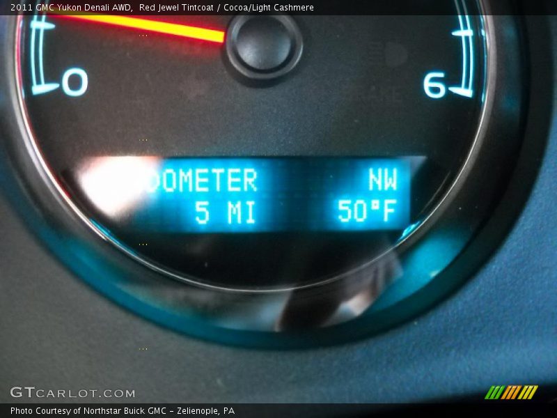 Red Jewel Tintcoat / Cocoa/Light Cashmere 2011 GMC Yukon Denali AWD