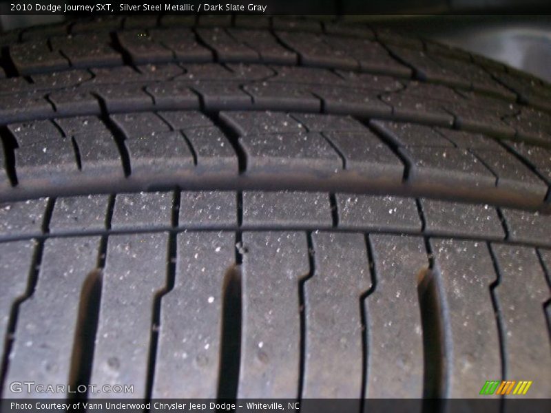 Silver Steel Metallic / Dark Slate Gray 2010 Dodge Journey SXT