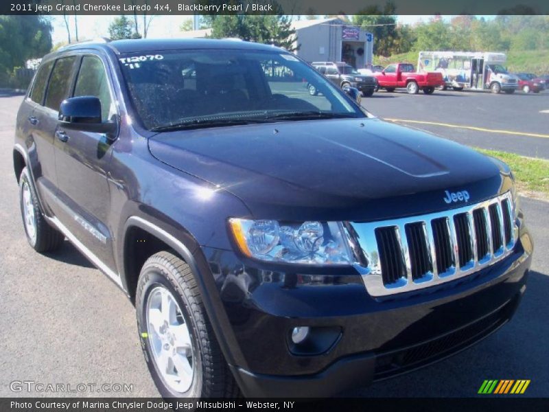 Blackberry Pearl / Black 2011 Jeep Grand Cherokee Laredo 4x4