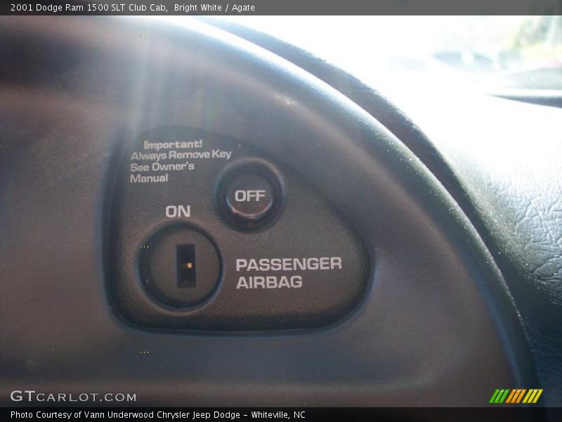 Bright White / Agate 2001 Dodge Ram 1500 SLT Club Cab