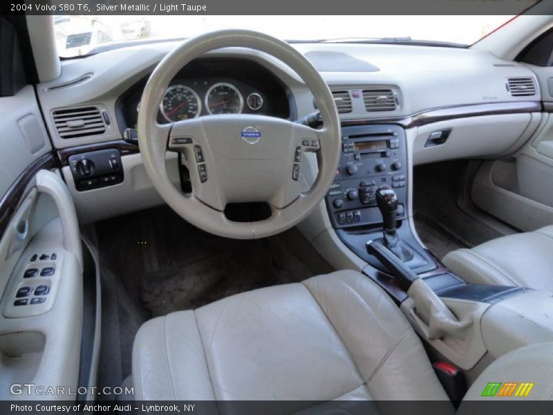 Silver Metallic / Light Taupe 2004 Volvo S80 T6